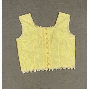 Yellow Lace Button-Front Tank with Scalloped Trim